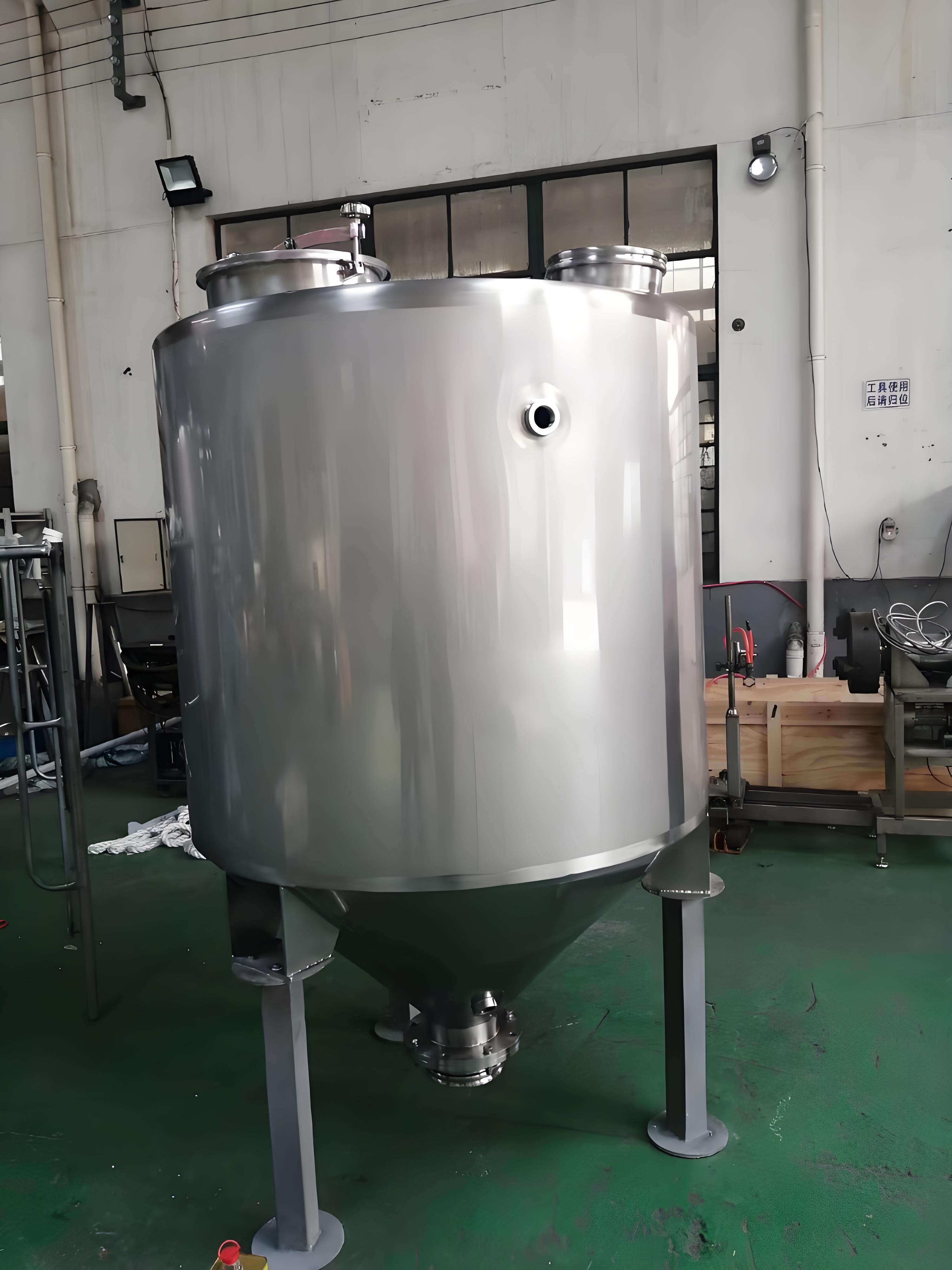 不銹鋼大料倉(4) 不銹鋼大料倉(4)