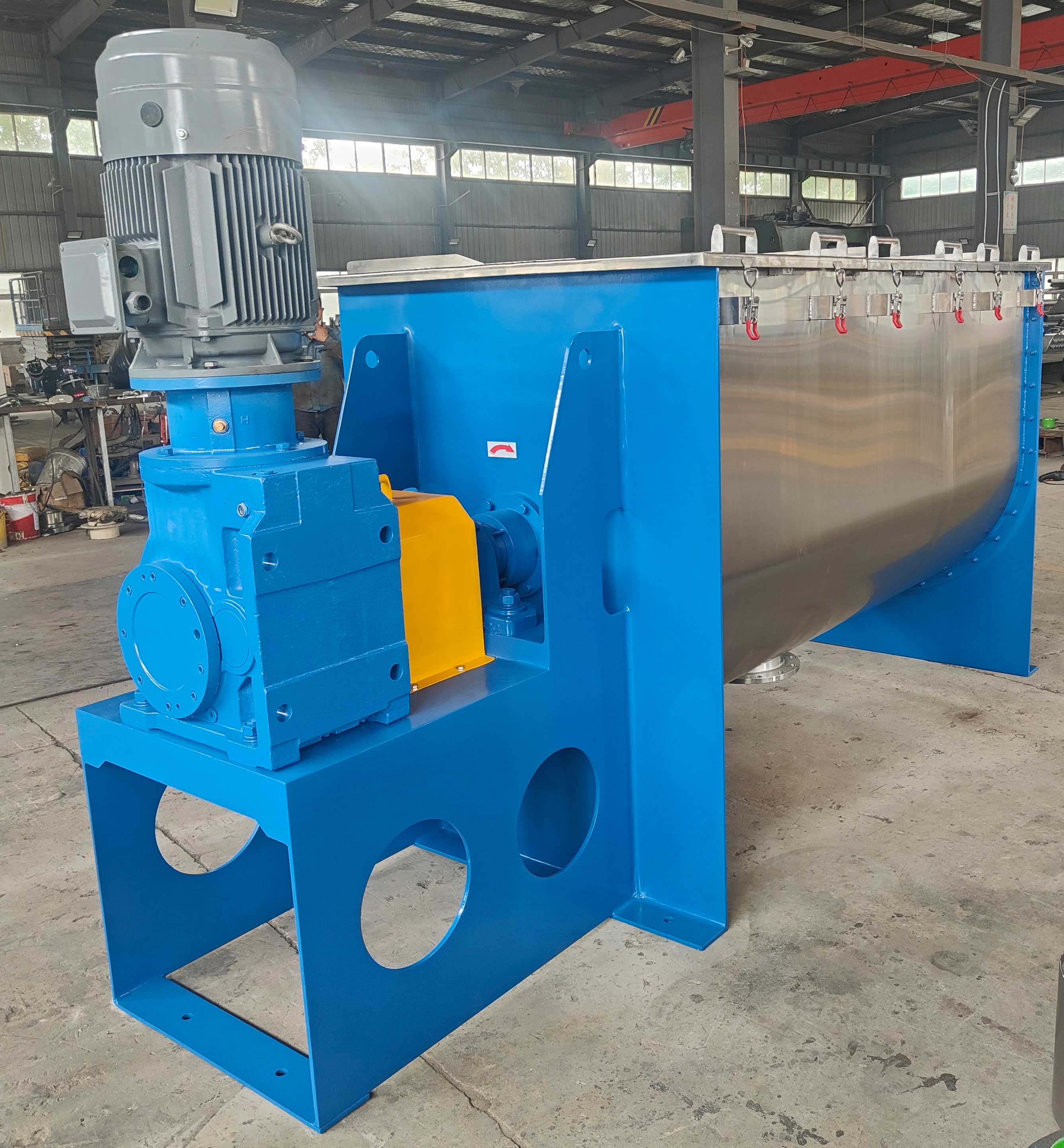 臥式螺帶混合機(jī)