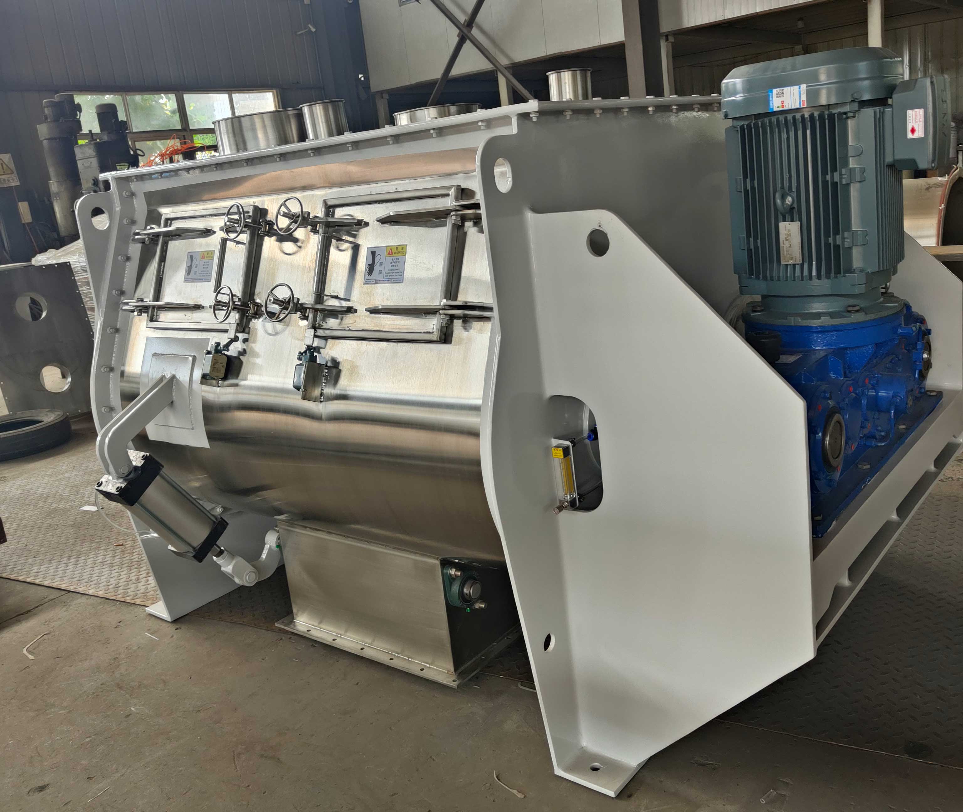 臥式螺帶混合機(jī)